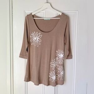 Chris & Carol Scoop Neck Beige 3/4 Sleeve Floral size M